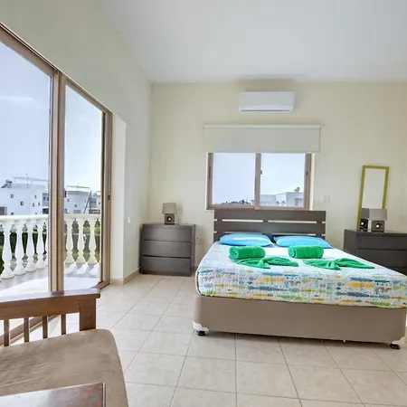 Holiday home Eva *